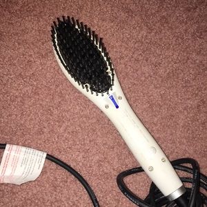 Brush hair straightener